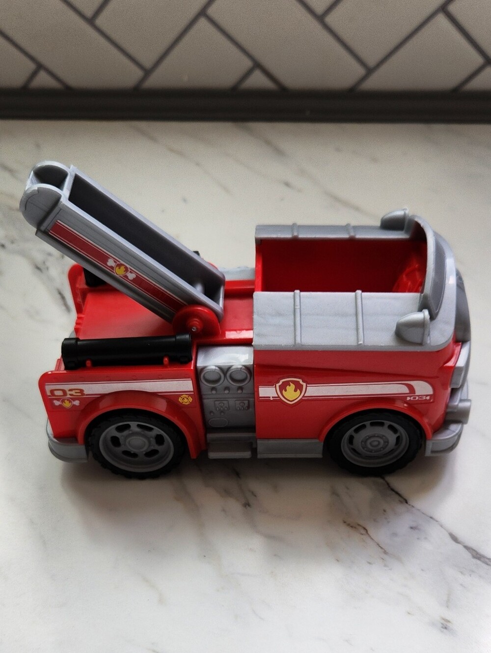 PAW PATROL NICKELODEON Spin Master - MARSHALL RESCUE FIRE TRUCK PUSH N GO